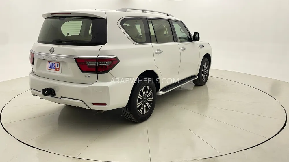 Nissan Patrol 2023 for Sale in Dubai Image-3
