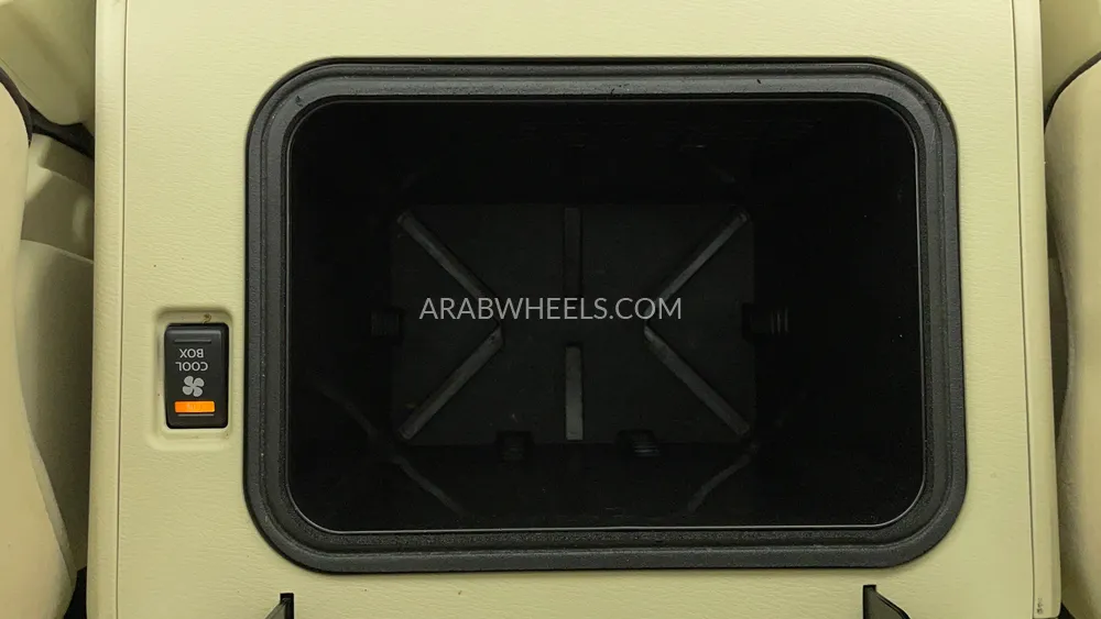 Nissan Patrol 2023 for Sale in Dubai Image-54