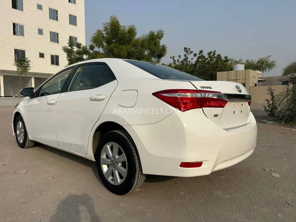 Toyota Corolla 2014 for Sale in Ras Al Khaimah Image-9