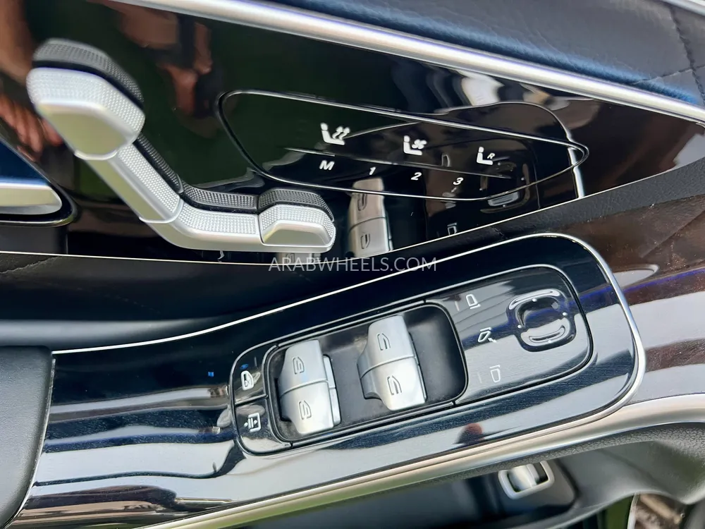 Mercedes Benz S Class 2021 for Sale in Ajman Image-15