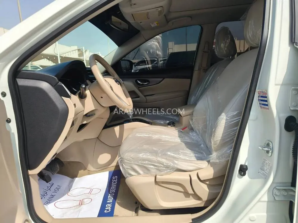 Nissan Pathfinder 2015 for Sale in Sharjah Image-5