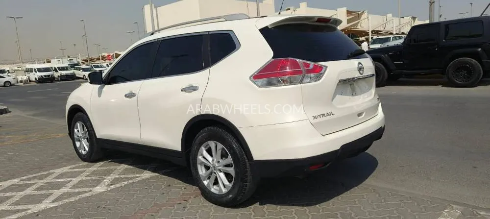 Nissan Pathfinder 2015 for Sale in Sharjah Image-9