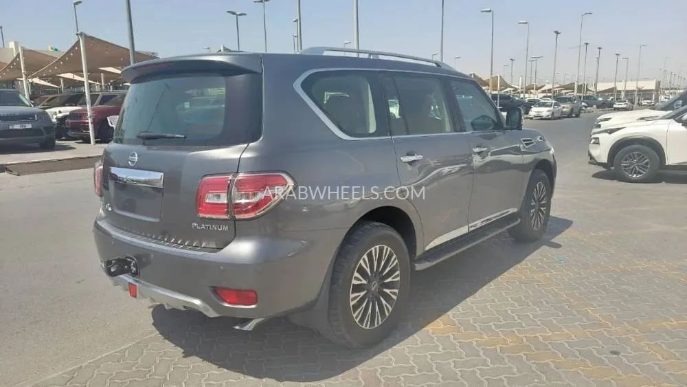 Nissan Patrol 2017 for Sale in Sharjah Image-13