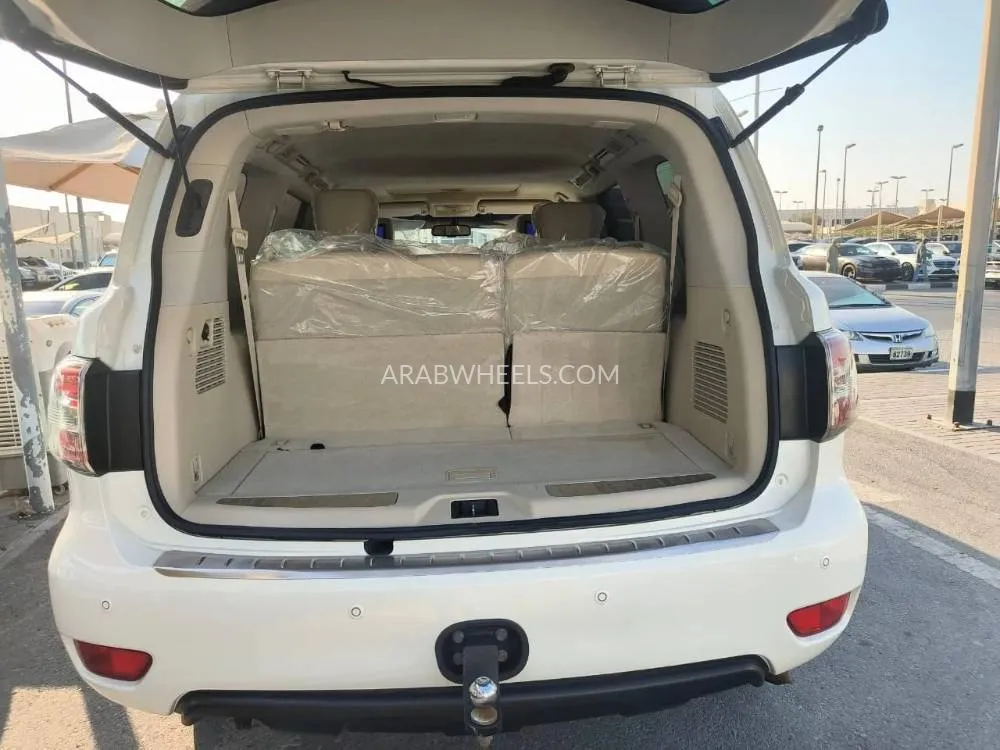 Nissan Patrol 2015 for Sale in Sharjah Image-14
