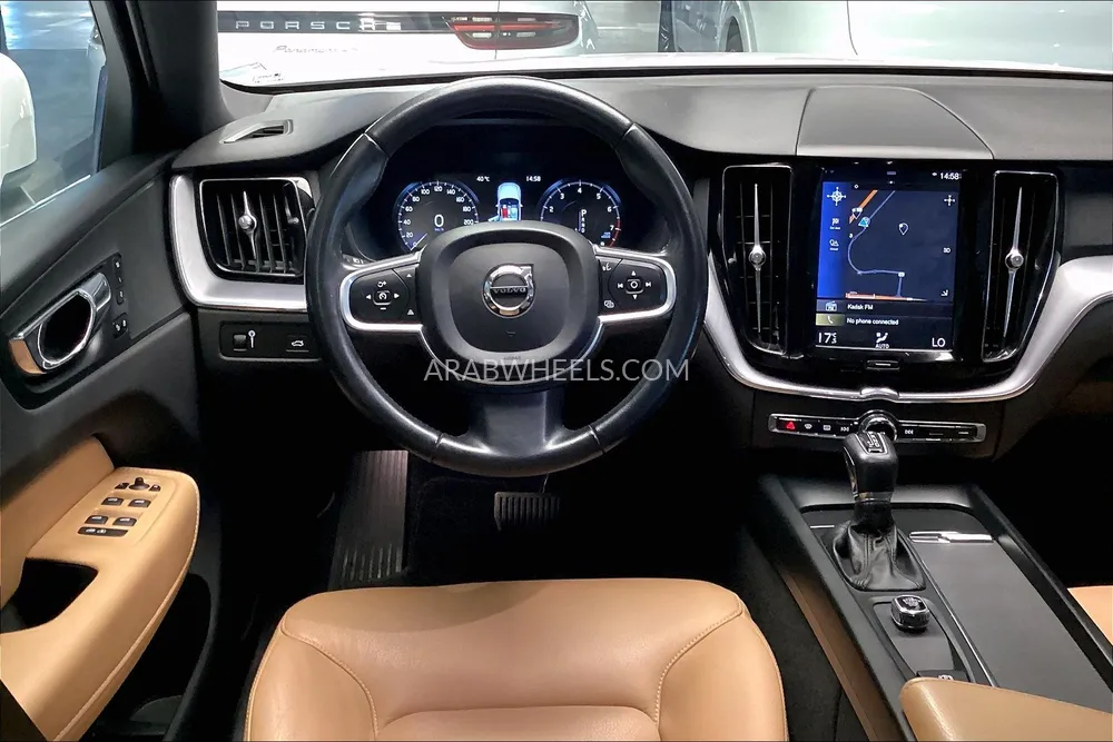 Volvo XC60 2020 for Sale in Sharjah Image-10