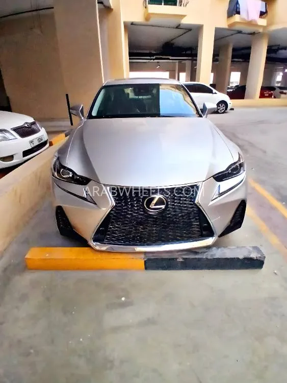 Lexus IS 2020 for Sale in Dubai Image-6