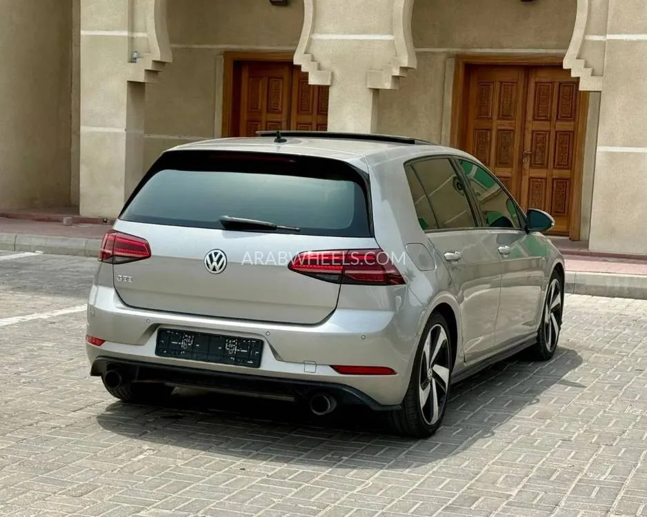 Volkswagen Golf GTI 2019 for Sale in Ajman Image-4