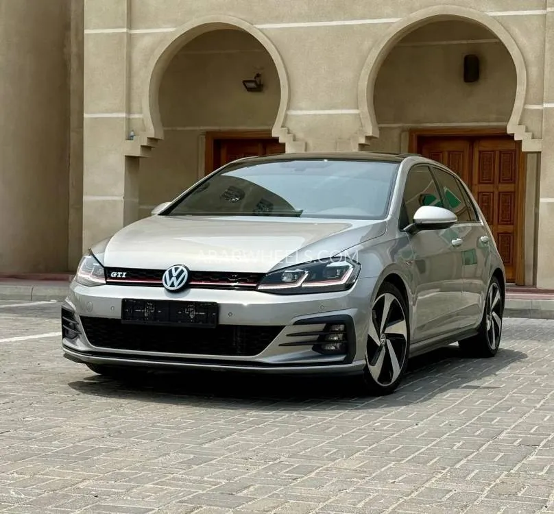Volkswagen Golf GTI 2019 for Sale in Ajman Image-5