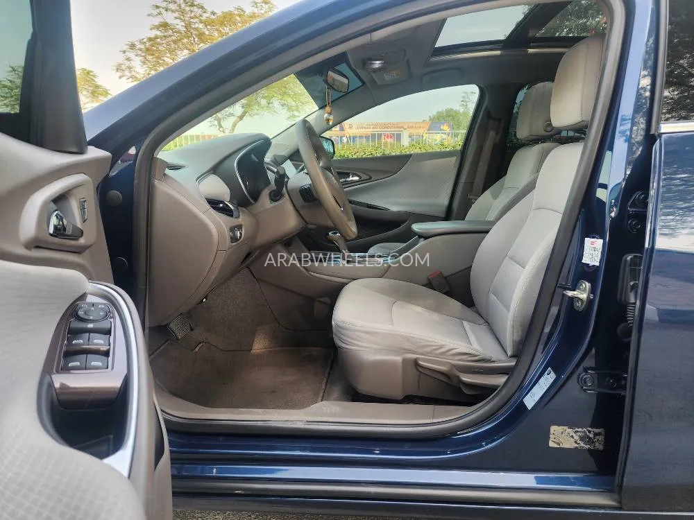 Chevrolet Malibu 2019 for Sale in Dubai Image-6