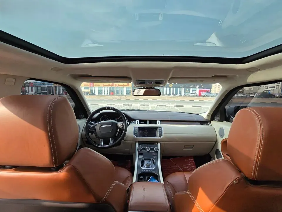 Land Rover Range Rover Evoque 2012 for Sale in Ajman Image-4