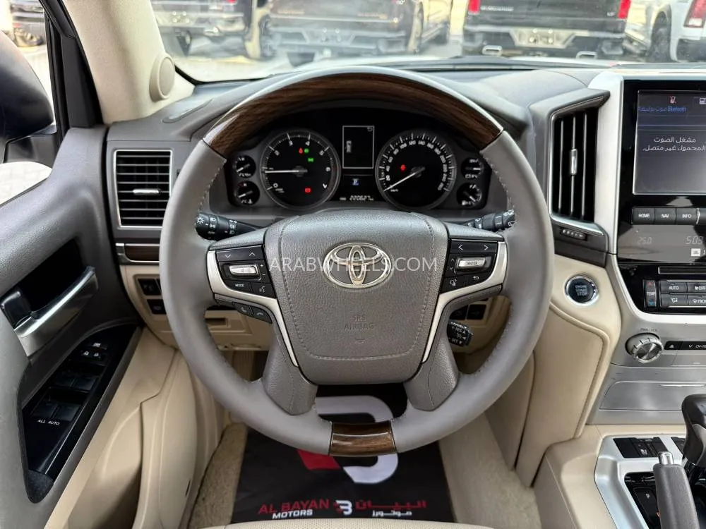 Toyota Land Cruiser 2021 for Sale in Abu Dhabi Image-6