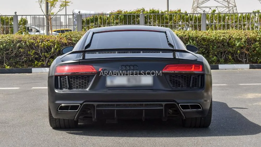 Audi R8 2018 for Sale in Dubai Image-18