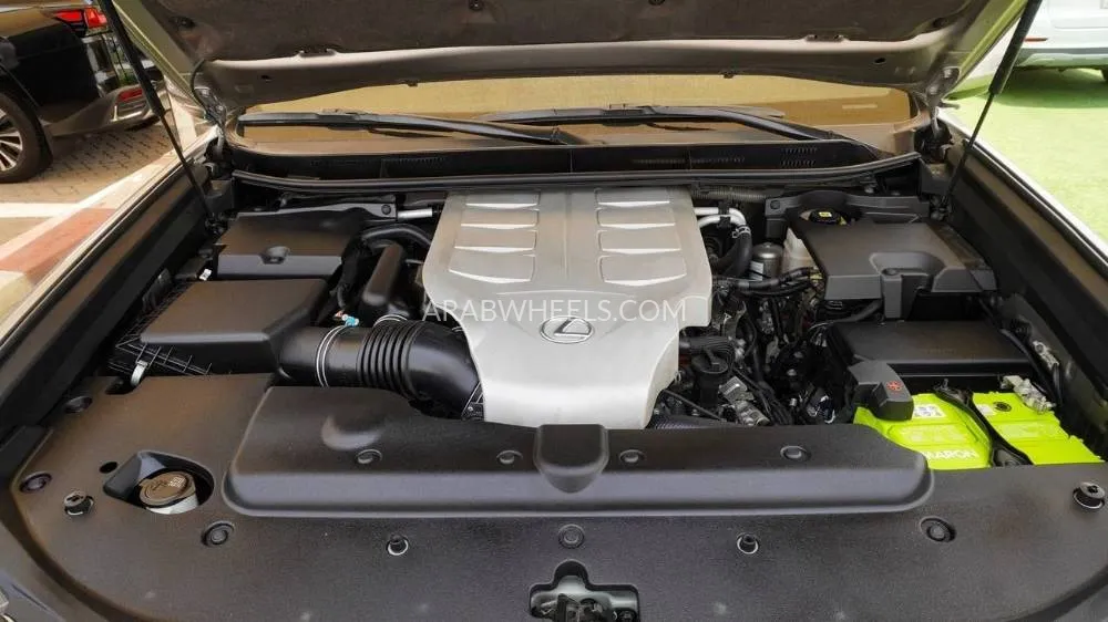 Lexus GX 2021 for Sale in Sharjah Image-3