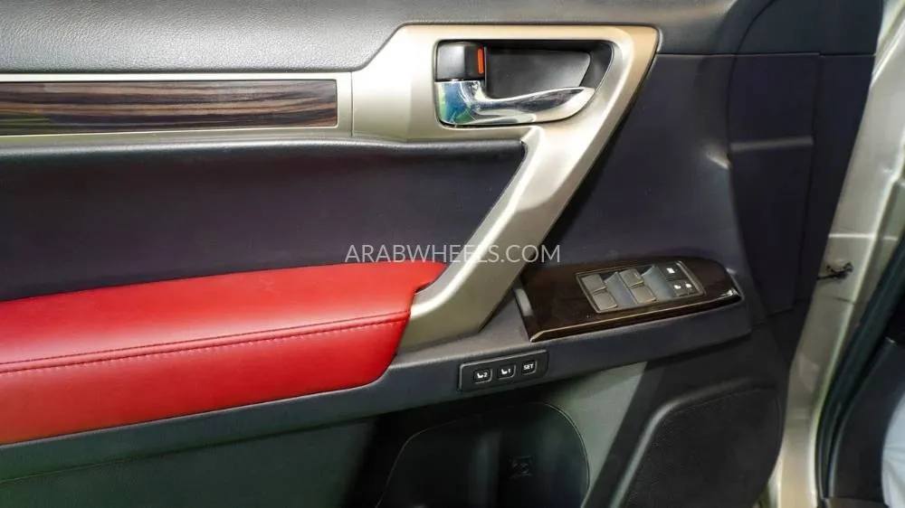 Lexus GX 2021 for Sale in Sharjah Image-7