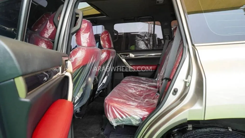 Lexus GX 2021 for Sale in Sharjah Image-17