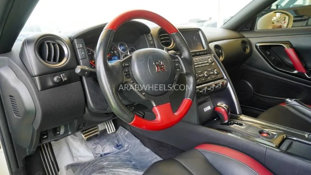 نيسان GT-R 2016 for Sale in الشارقة Image-8