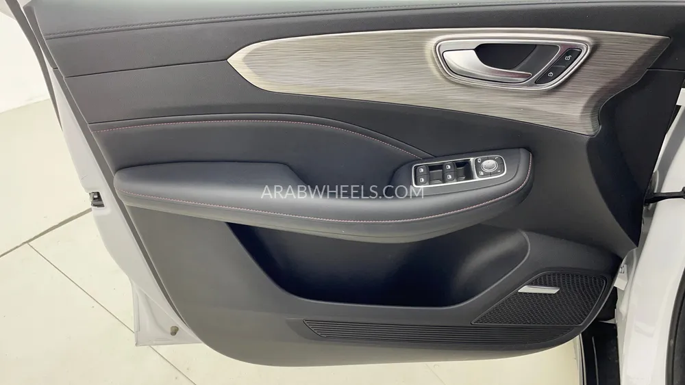 إم جي RX5 2024 for Sale in دبي Image-21