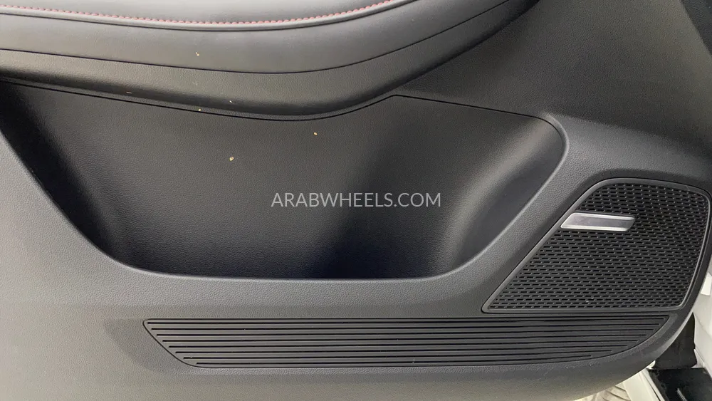 إم جي RX5 2024 for Sale in دبي Image-25