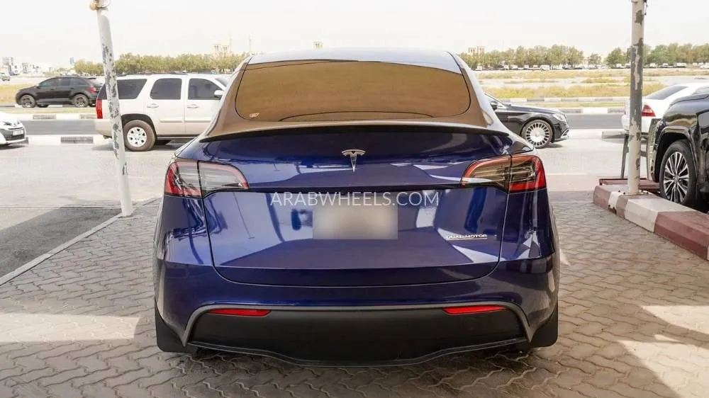 Tesla Model Y 2023 for Sale in Sharjah Image-14