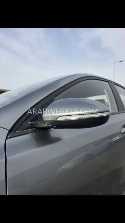 Kia Cerato 2019 for Sale in Sharjah Image-7