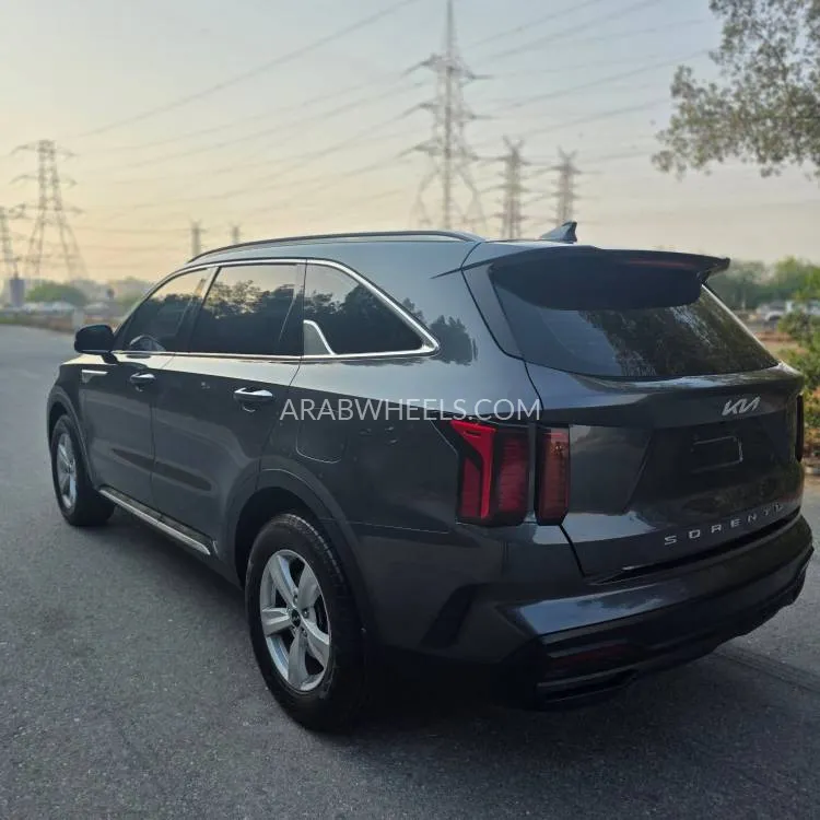 Kia Sorento 2022 for Sale in Sharjah Image-10