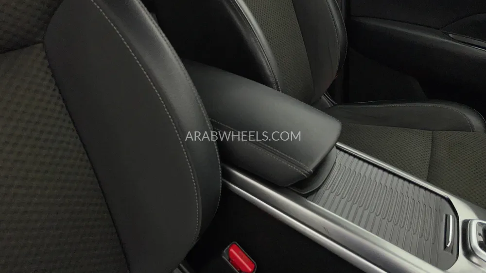 Renault Koleos 2023 for Sale in Dubai Image-40