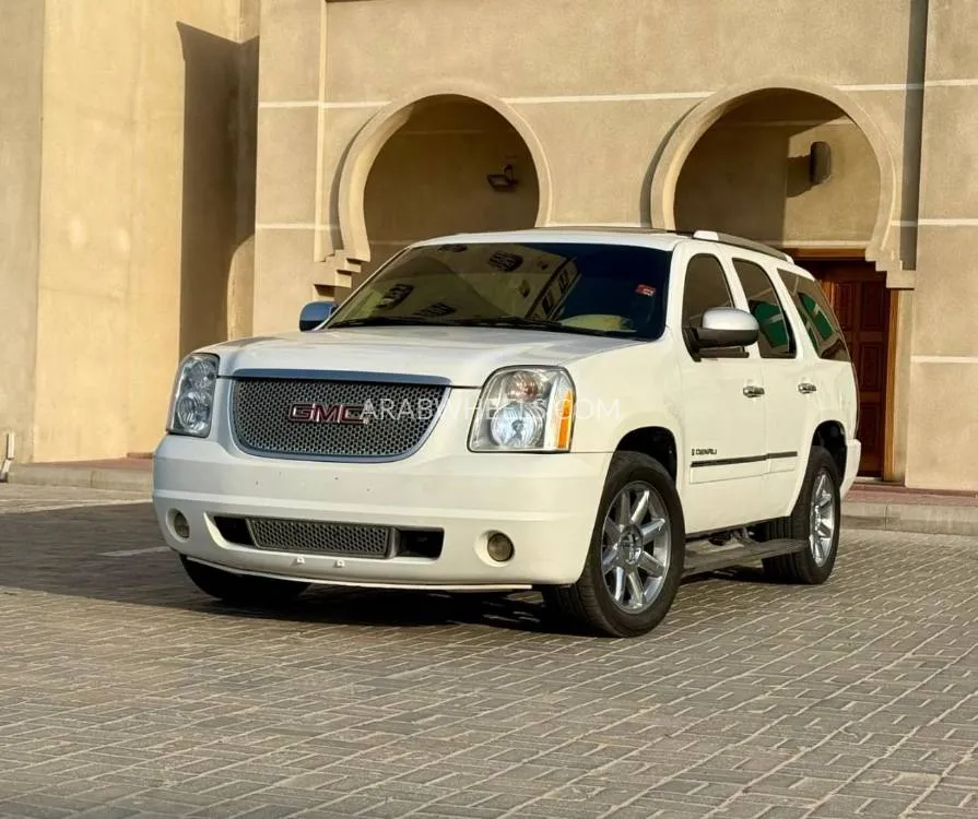 GMC Yukon 2009 for Sale in Ajman Image-3