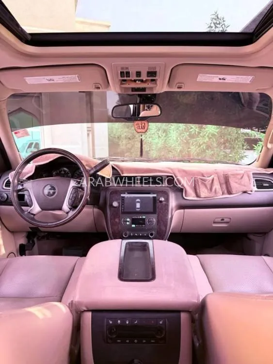 GMC Yukon 2009 for Sale in Ajman Image-6