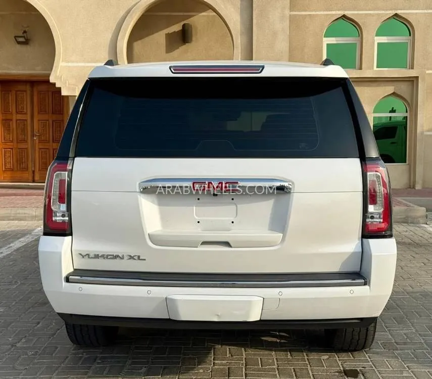 جي إم سي يوكون إكس إل 2016 for Sale in عجمان Image-15