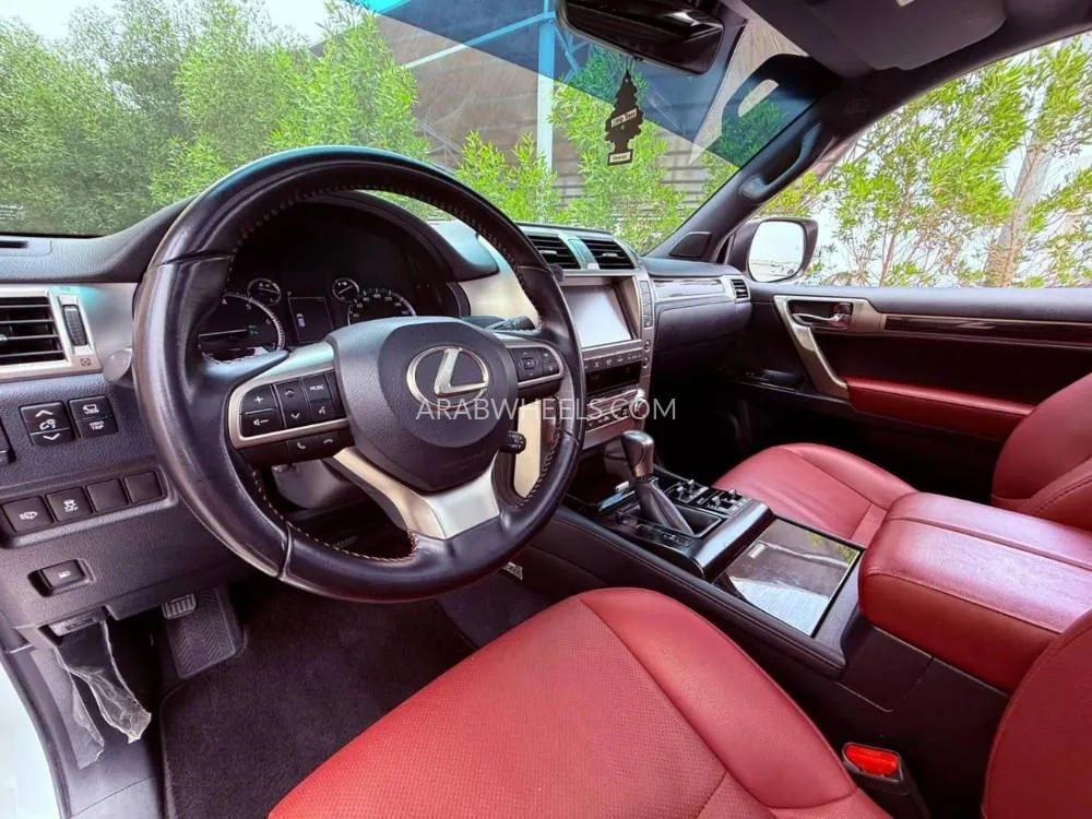 Lexus GX 2021 for Sale in Ajman Image-6
