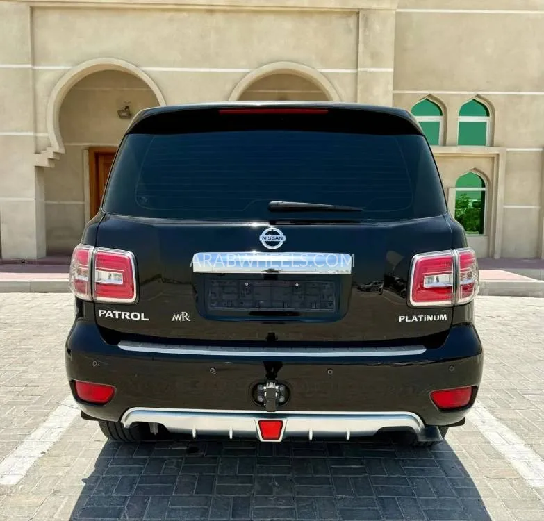 Nissan Patrol 2017 for Sale in Ajman Image-10