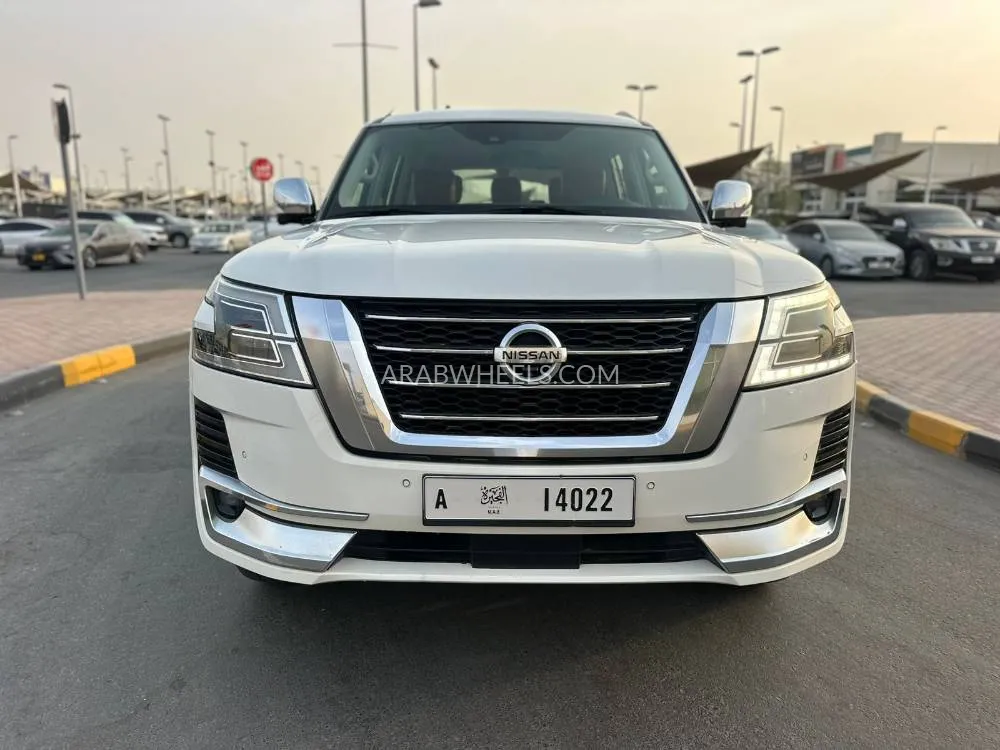 Nissan Patrol 2020 for Sale in Sharjah Image-2