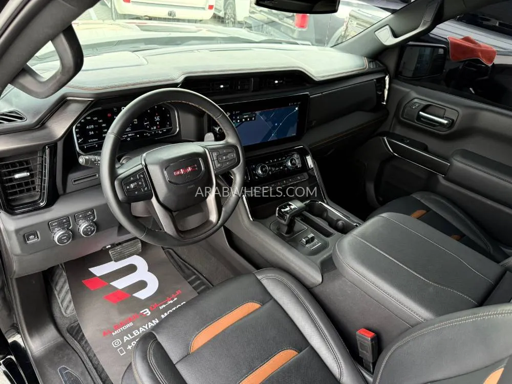 GMC Sierra 2023 for Sale in Abu Dhabi Image-5