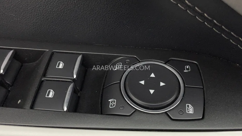 Ford Explorer 2022 for Sale in Dubai Image-48