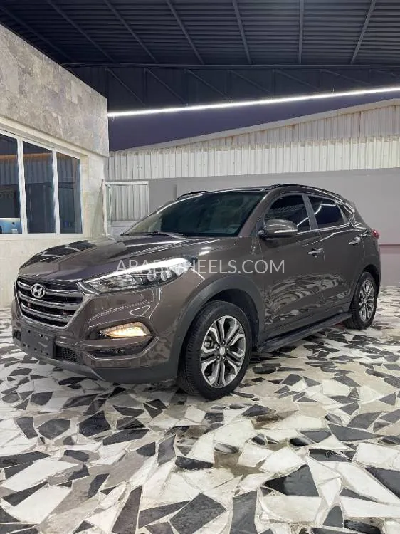 Hyundai Tucson 2017 for Sale in Ajman Image-2