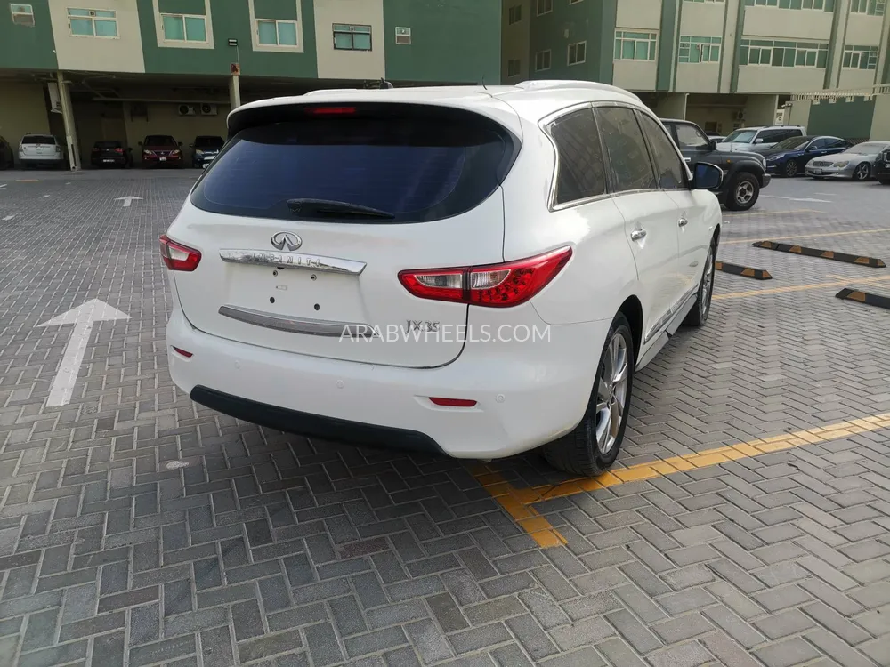 Infiniti JX35 2013 for Sale in Sharjah Image-4