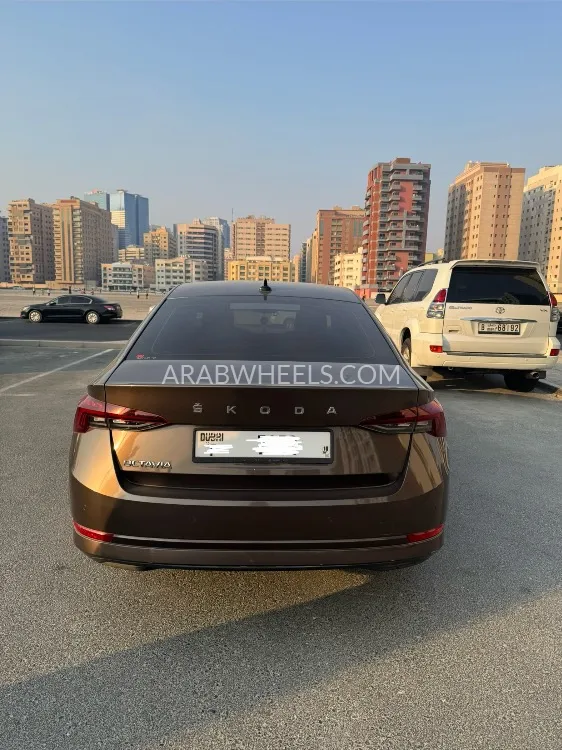 Skoda Octavia 2021 for Sale in Dubai Image-4