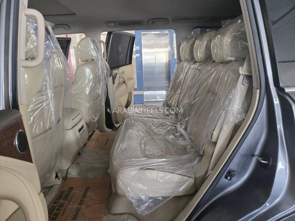 Nissan Patrol 2017 for Sale in Sharjah Image-17