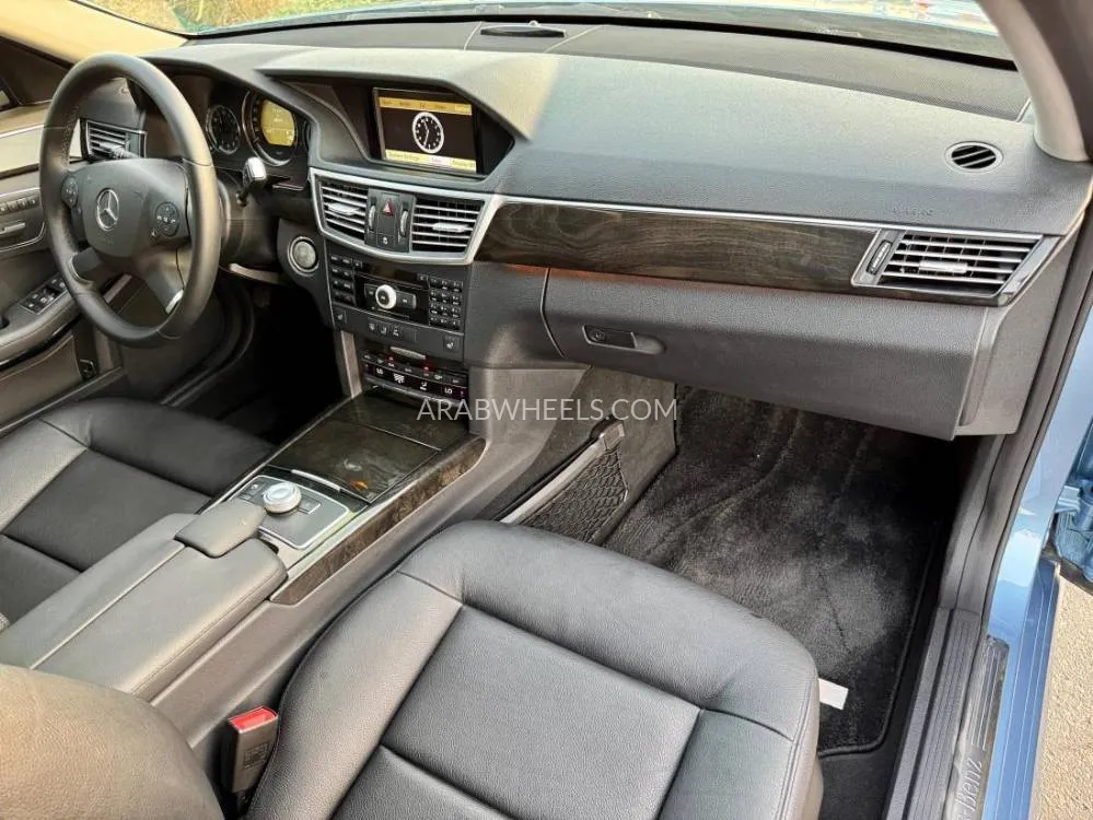 Mercedes Benz E Class 2010 for Sale in Dubai Image-9