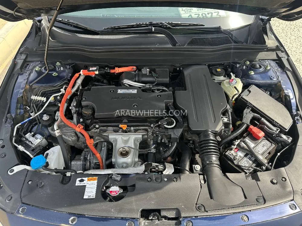 Honda Accord 2019 for Sale in Al Ain Image-4