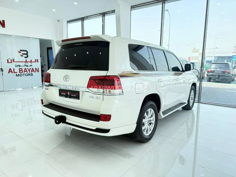 Toyota Land Cruiser 2021 for Sale in Abu Dhabi Image-10