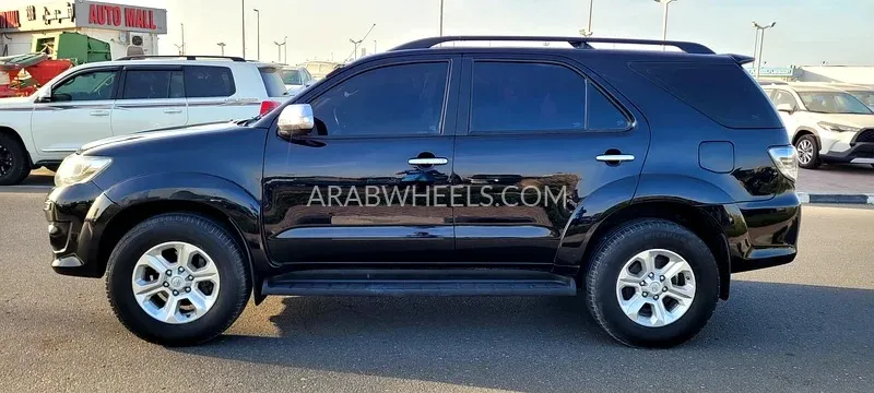 Toyota Fortuner 2015 for Sale in Dubai Image-6