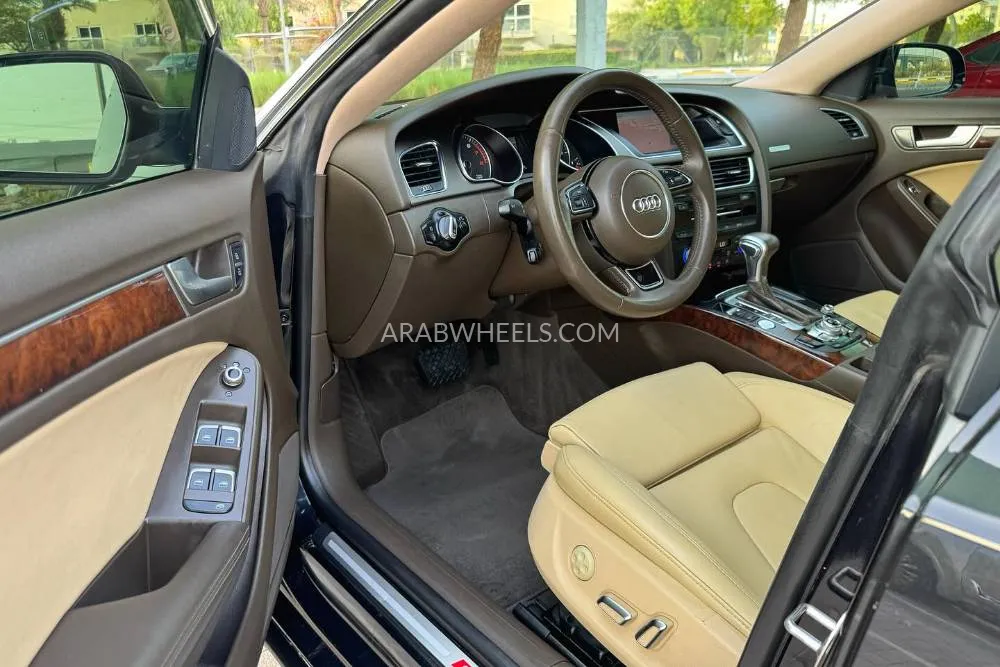 Audi A5 2013 for Sale in Dubai Image-8