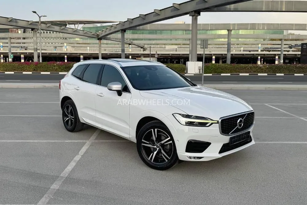 فولفو إكس سي 60 2018 for Sale in دبي Image-3