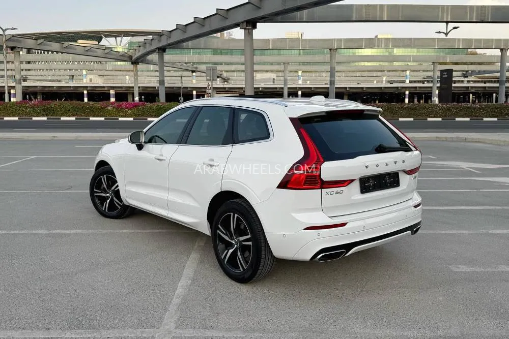 فولفو إكس سي 60 2018 for Sale in دبي Image-5