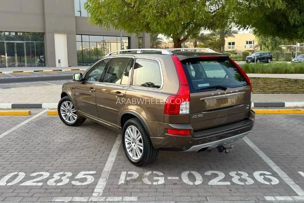 Volvo XC90 2014 for Sale in Dubai Image-5