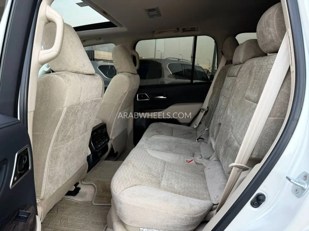 Toyota Land Cruiser 2024 for Sale in Abu Dhabi Image-8