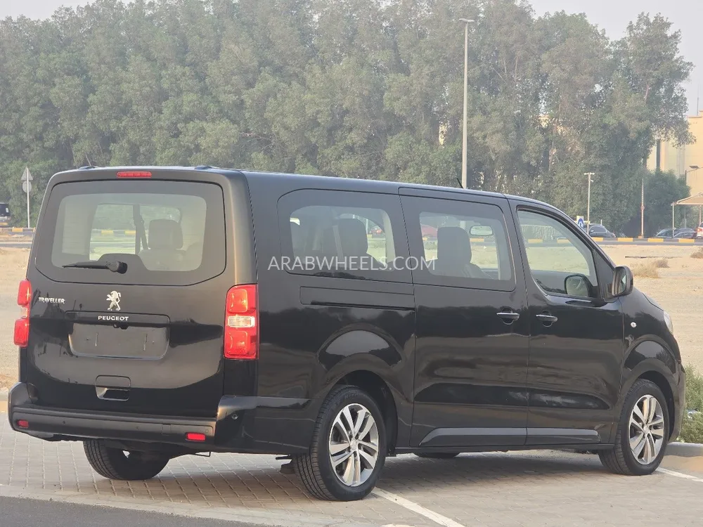 Peugeot Traveller 2020 for Sale in Sharjah Image-4