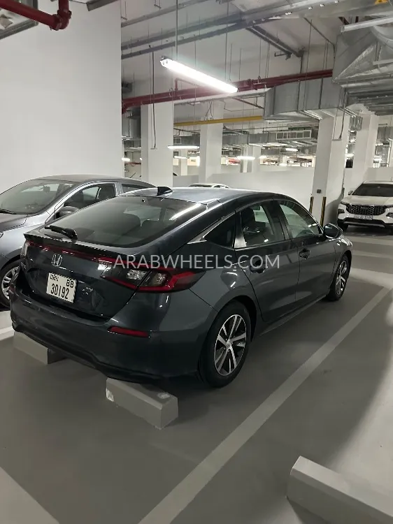 Honda Civic 2022 for Sale in Sharjah Image-2