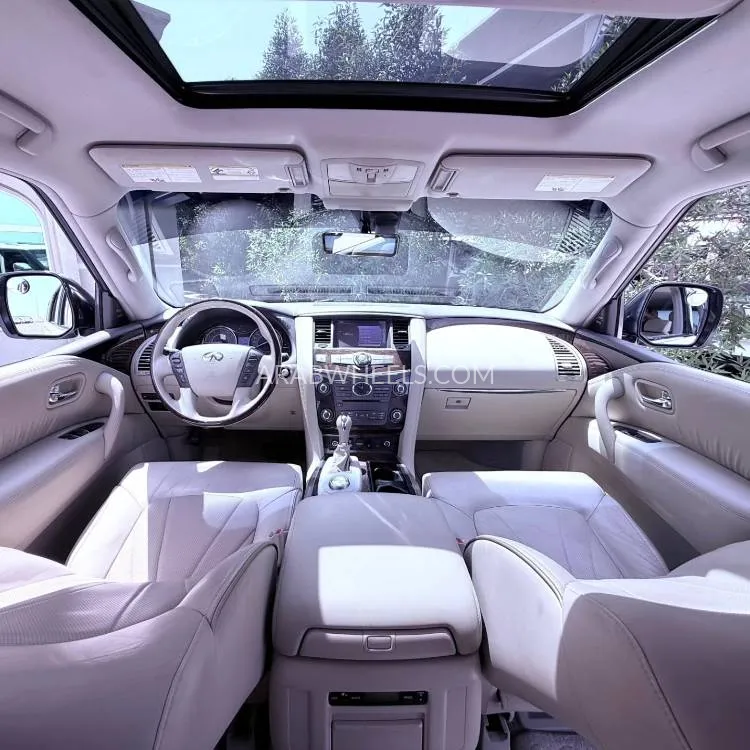 Infiniti QX80 2014 for Sale in Ajman Image-4